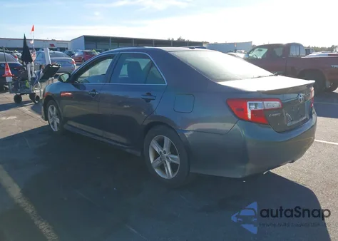 2013 Toyota Camry Se z USA, uszkodzony, nr VIN 4T1BF1FKXDU279733